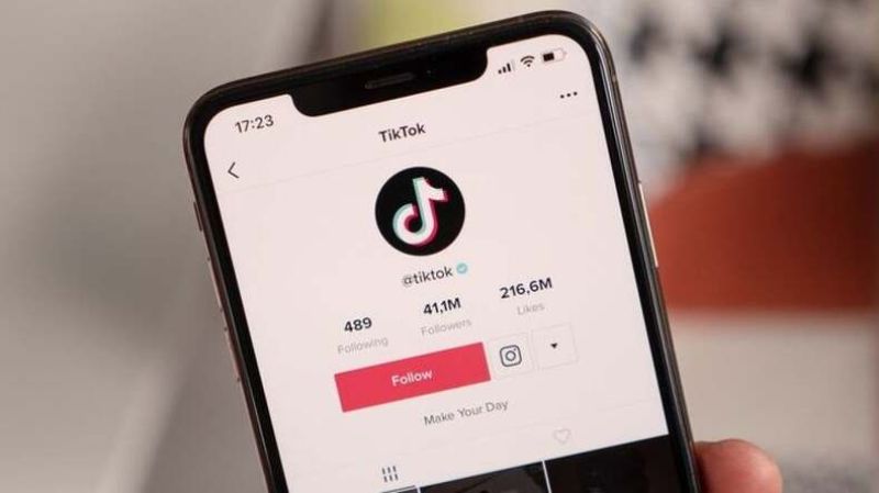 RajaKomen.com: Cara Cerdas Bikin Video TikTok Kamu Viral dengan Jasa Komen Real dan Aman