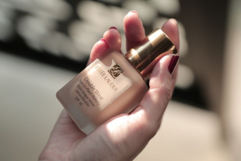 Estée Lauder Jawaban Bagi Pecinta Makeup Tahan Lama dan Hasil Flawless Sepanjang Hari