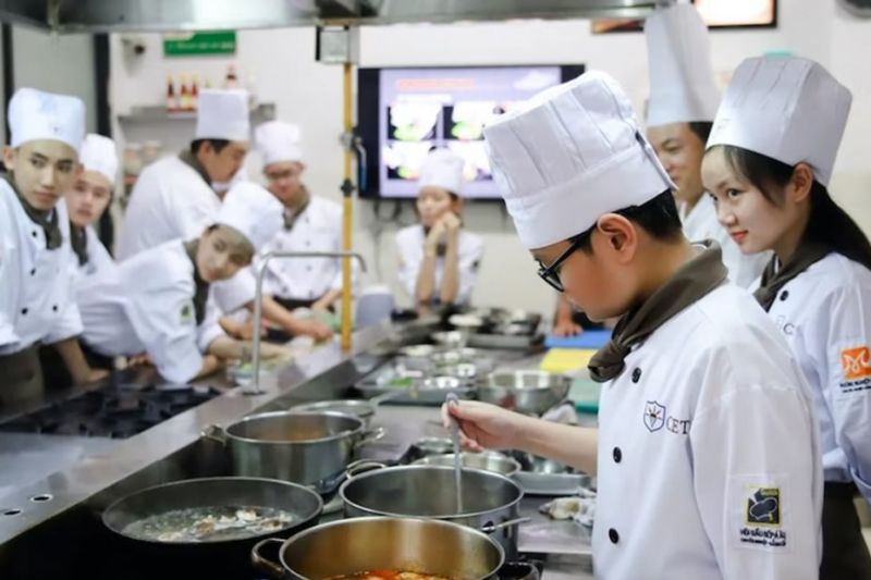 Menemukan Kebahagiaan dalam Kursus Memasak: Belajar Keterampilan Baru dengan Cara yang Menyenangkan