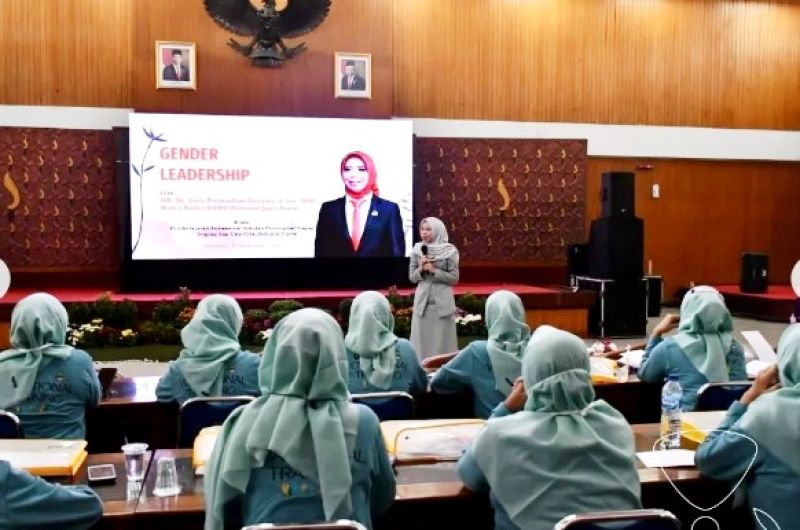 Legislator Senior Ini Fokus Kawal Program Pendidikan Anak Perempuan di Wilayah Terpencil