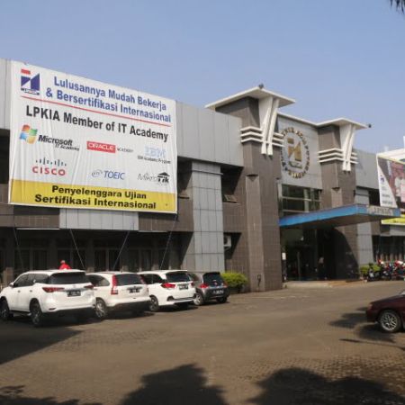 LPKIA dan Komitmennya Mencetak Profesional IT Berkualitas