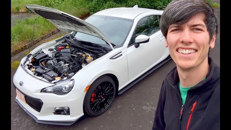 Channel Otomotif Kurang Interaksi? Jasa Komentar Review YouTube Bantu Video Kamu Tampil Lebih Meyakinkan