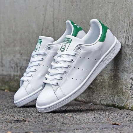 Adidas Stan Smith Sepatu Sneakers Legendaris dengan Desain Minimalis dan Elegan