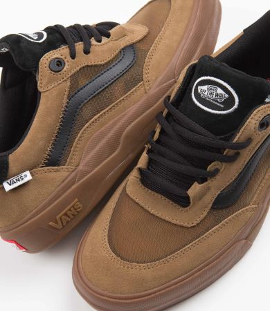 5 Kolaborasi Vans Paling Ikonik yang Bikin Heboh Dunia Sneaker